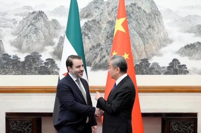 国梦彻底破灭莫斯科豪宅可以安心享富了OG真人朱拉尼搭上中国快车阿萨德复(图2)